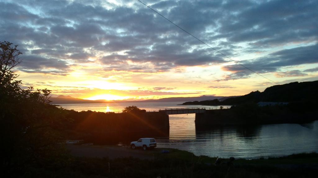 Creag Dubh Bed & Breakfast Kyle of Lochalsh Ngoại thất bức ảnh