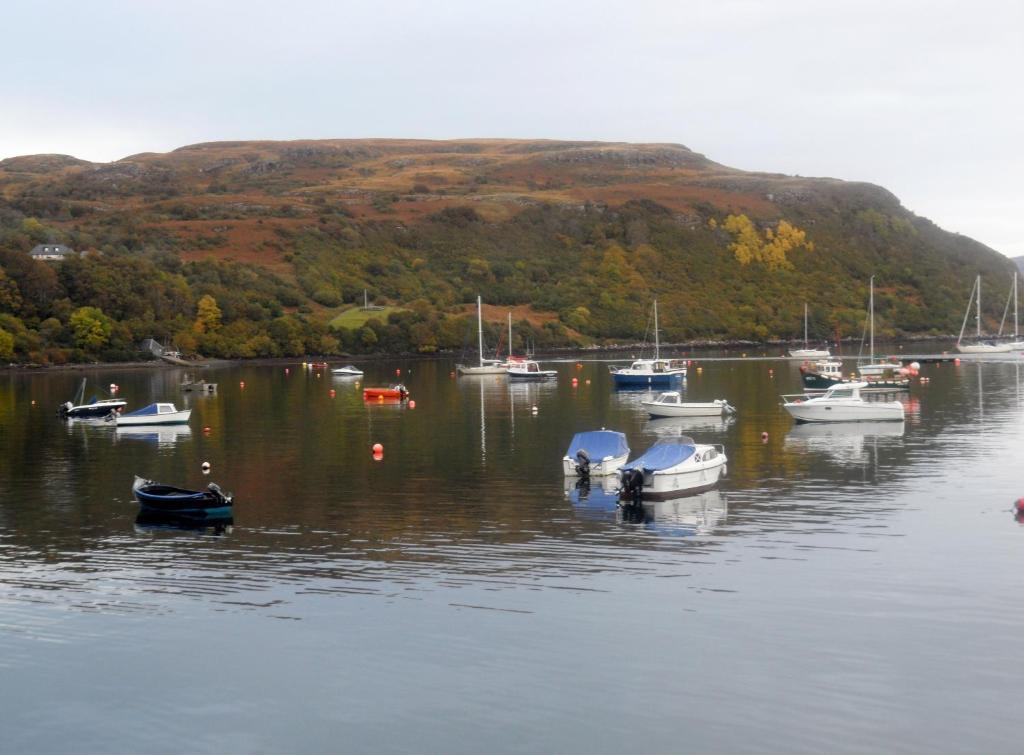 Creag Dubh Bed & Breakfast Kyle of Lochalsh Ngoại thất bức ảnh