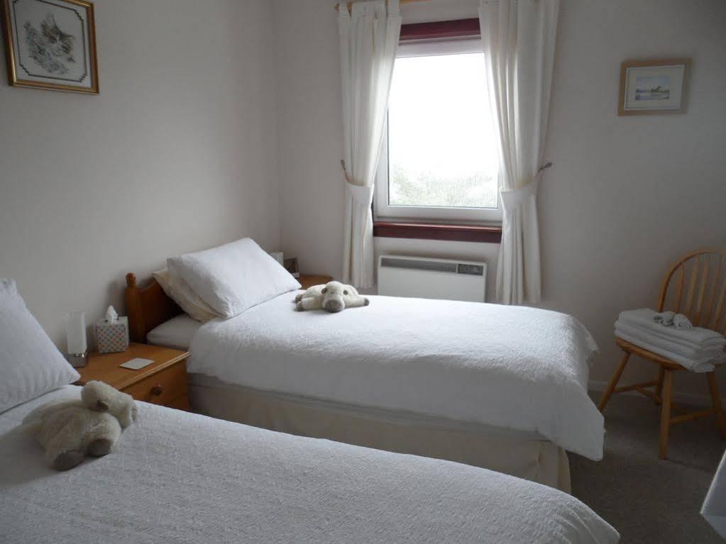 Creag Dubh Bed & Breakfast Kyle of Lochalsh Ngoại thất bức ảnh